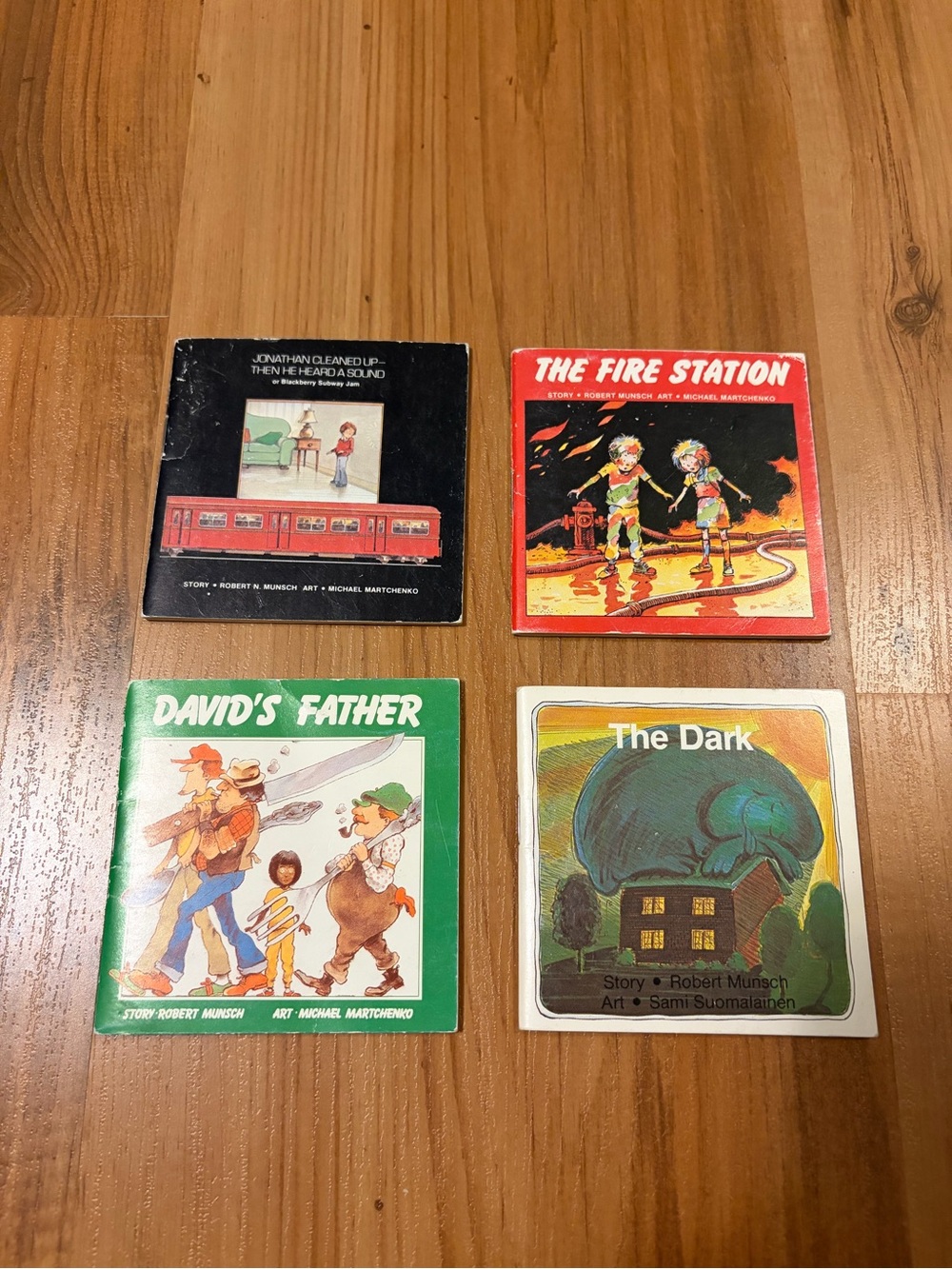 Set of 4 Robert Munsch Mini Books